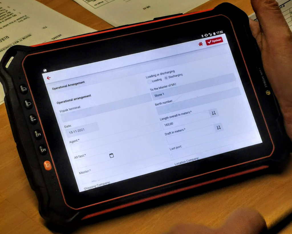 The ISGOTT checklist displayed on a tablet