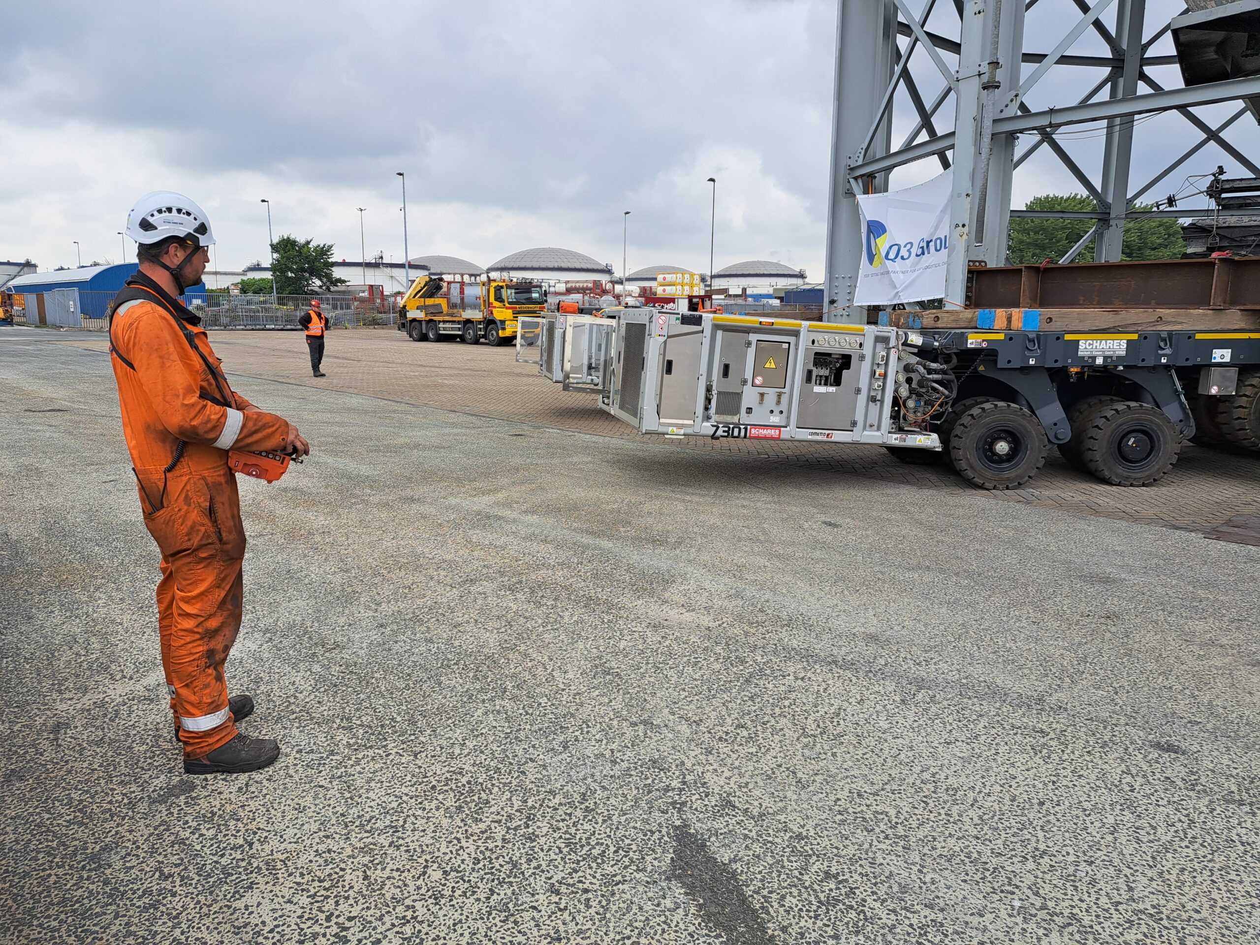 Man in high vis operating Q3 Heavy Lift machinery