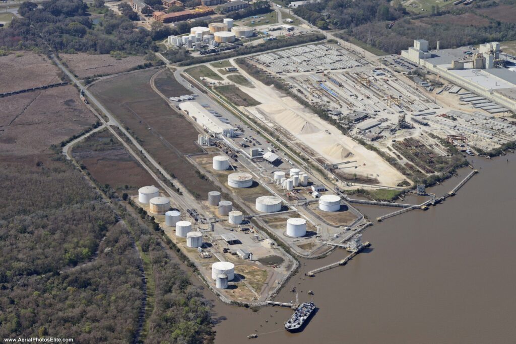 Colonial Terminals and Norfolk Southern develop breakbulk facility