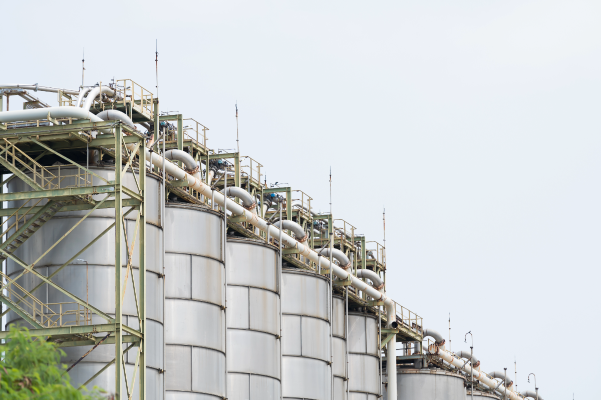 Commonwealth LNG Awards EPC to Technip Energies