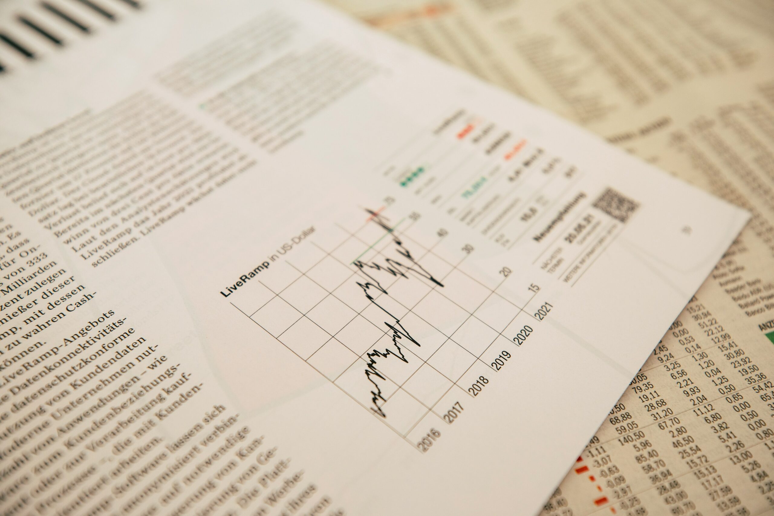 Confidence in Net-Zero Goals Plummets as Industry Faces Policy, Investment Hurdles: EIC Report
