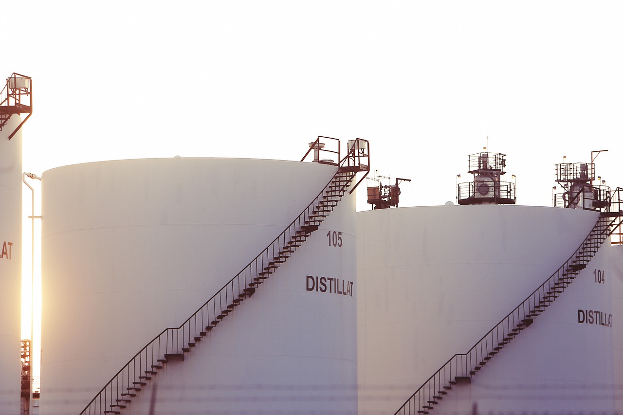 Petrochemical tanks